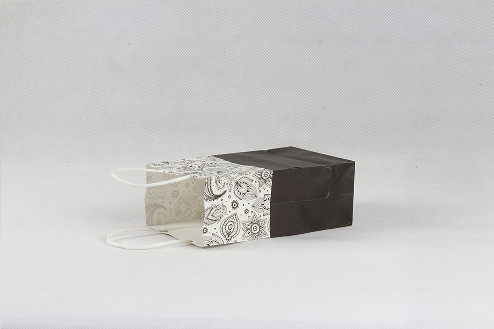 黑色花紋時(shí)尚牛皮紙袋 黑色花紋時(shí)尚牛皮紙袋