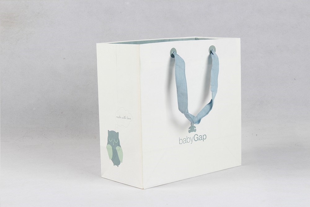 為什么服裝紙袋需要定制？