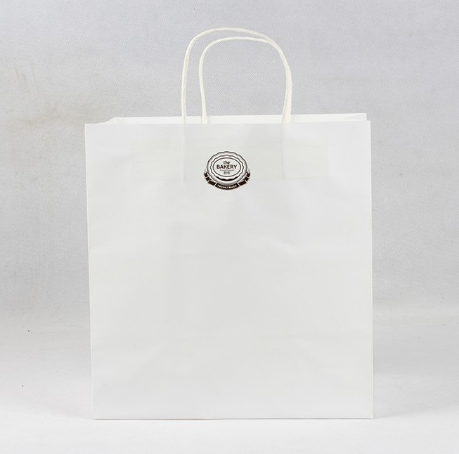 中外思維在紙袋定制設(shè)計(jì)中的差異